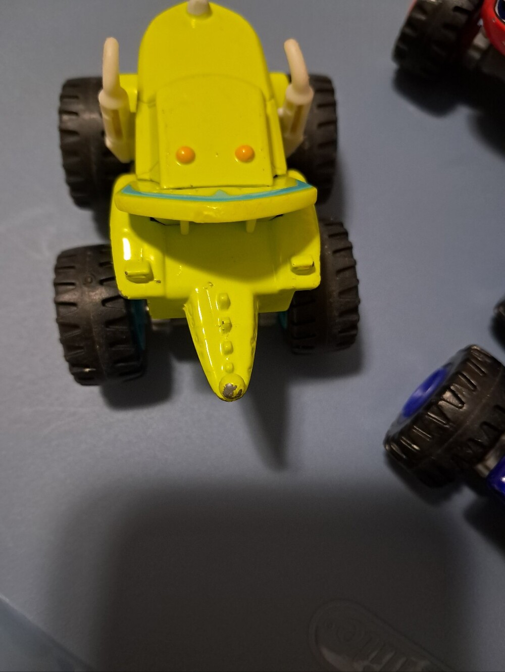 Blaze And The Monster Machines Diecast Racer T Monster Truck Toy Set 6. 2014 - Picture 5 of 9